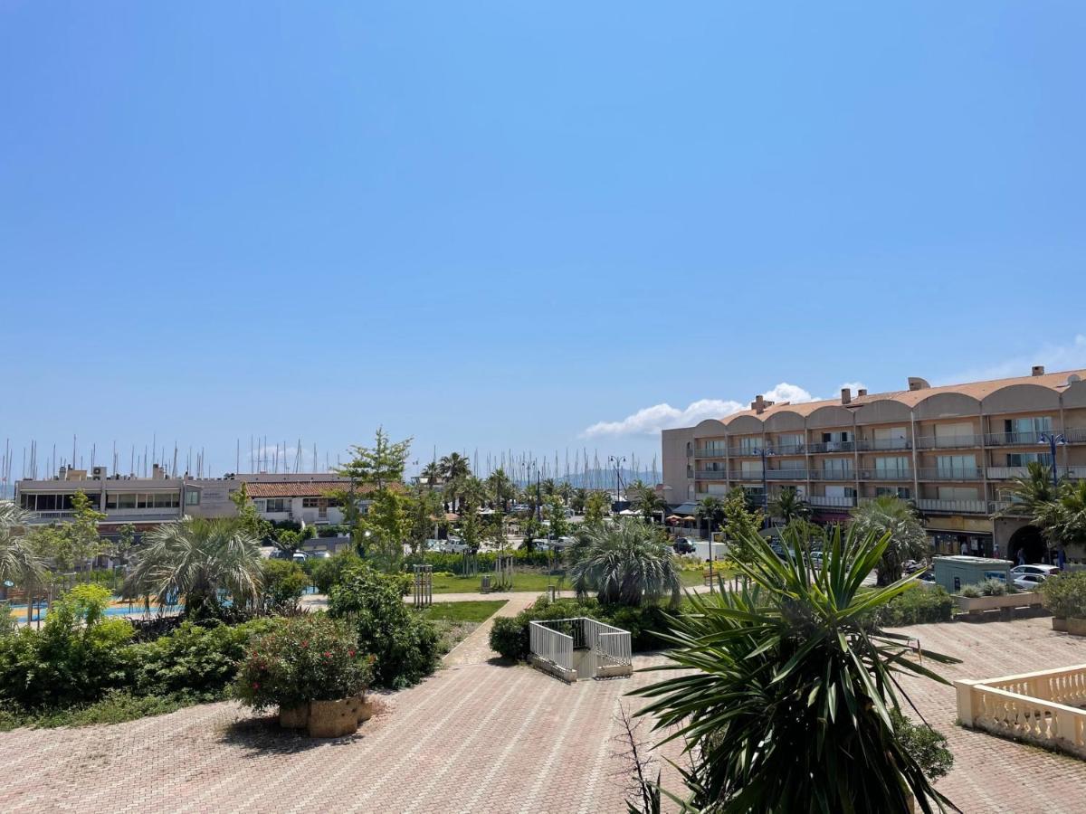 Holidays Hyeres Luaran gambar